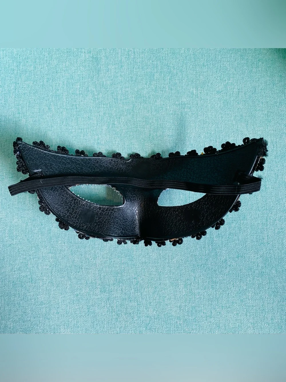 Multicolor Sequined Masquerade Mask